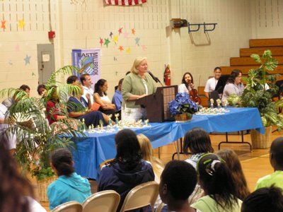 ./2005/EMMMS/thumbEMMMS